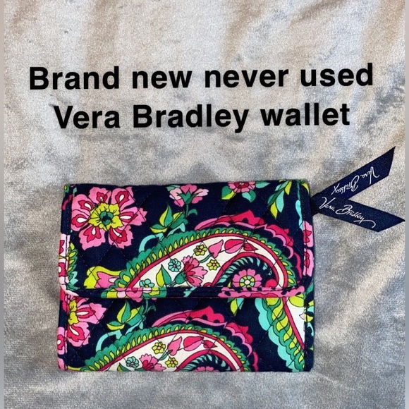 Vera Bradley Handbags - Vera Bradley RFID Riley Compact Wallet